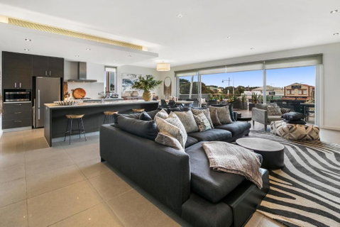 Saltwater Apartment Sorrento - Accommodation Redcliffe 0