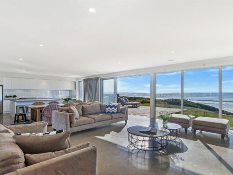 Saltwater Retreat - Accommodation Redcliffe 2