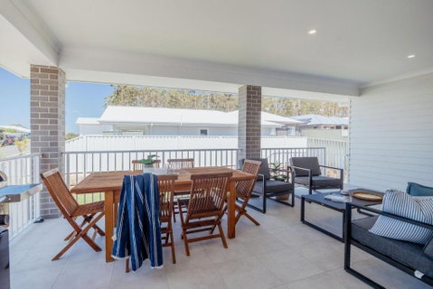 Saltwood - Accommodation Redcliffe 3