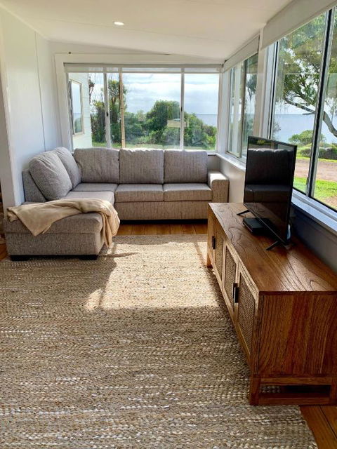 Salty Dog - Accommodation Redcliffe 2
