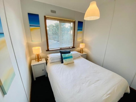 Salty Grape Apartments - Accommodation Redcliffe 1