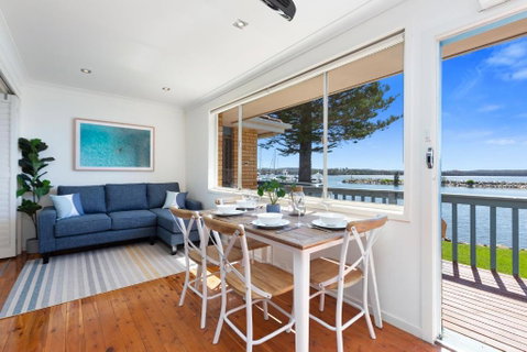 Salty Life - Accommodation Redcliffe 0