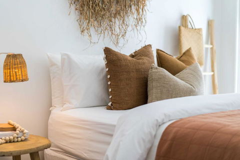 Salty Palms By The Sea - ONE - Accommodation Redcliffe 1