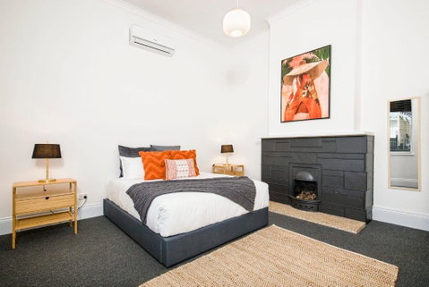 Salty Pines - 3BR House Glenelg South - Accommodation Redcliffe 1