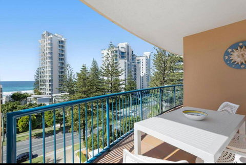 San Mateo On Broadbeach - Accommodation Redcliffe 2