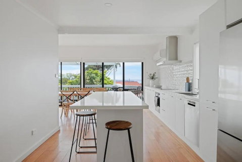 San Remo Panorama By Ready Set Stay - BYO LINEN & TOWELS - Accommodation Redcliffe 3