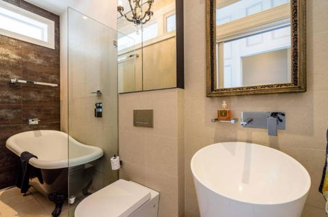 Sanctuary At The Rocks - Accommodation Redcliffe 3