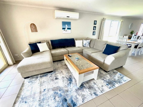 Sand & Salt - Accommodation Redcliffe 0