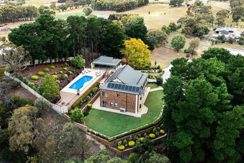 Sand Road Estate - Accommodation Redcliffe 2