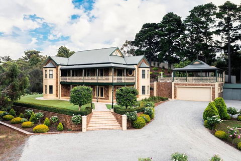 Sand Road Estate - Accommodation Redcliffe 1