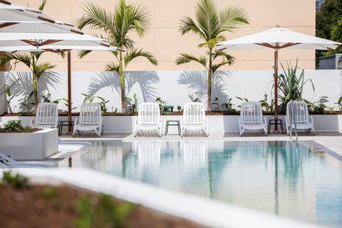 Ruby Gold Coast By CLLIX - Accommodation Redcliffe 2