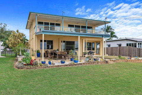 Sandbar On Moreton 3 Bedroom - Accommodation Redcliffe 0