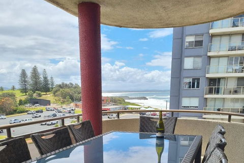 Sandbar Unit 402 - Accommodation Redcliffe 1