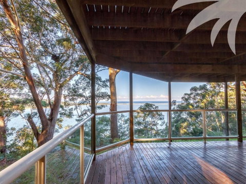 Sandbar View - Accommodation Redcliffe 3