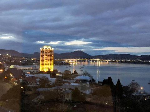 Sandcastle At Sandy Bay Perfect Location Views - Accommodation Redcliffe 0
