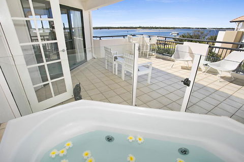Sandcastles On The Broadwater - Accommodation Redcliffe 2