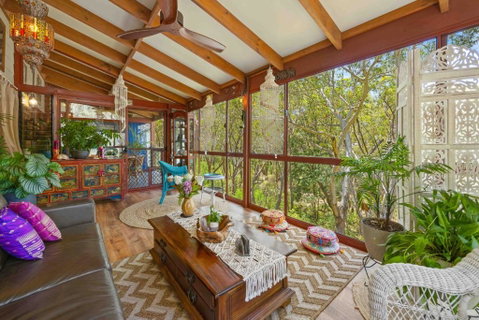 Sandalwood - Accommodation Redcliffe 0