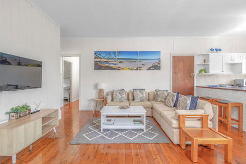 Sandlines At Hyams Beach - Accommodation Redcliffe 0