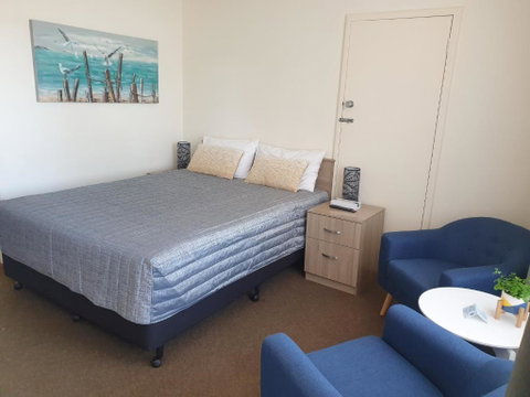 Sandpiper Motel Ulladulla - Accommodation Redcliffe 2