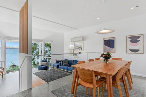 Sandy Bay Beachfront Oasis Direct Beach Access - Accommodation Redcliffe 2