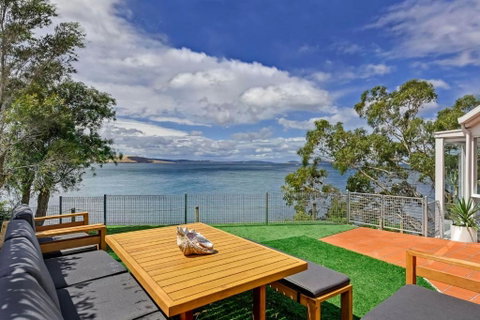 Sandy Bay Beachfront Oasis Direct Beach Access - Accommodation Redcliffe 0