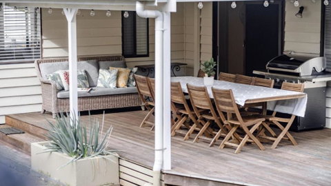 Sandy Cottage - Accommodation Redcliffe 3