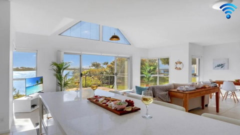 Sandy Cove - Accommodation Redcliffe 0