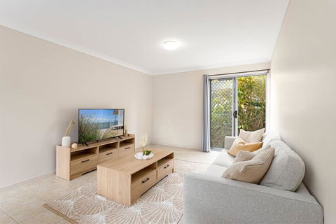 Self-contained Unit In Scarborough - Accommodation Redcliffe 3