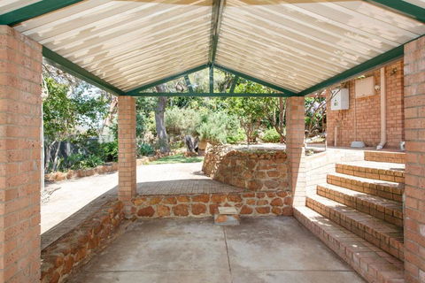 Serenity Haven - Accommodation Redcliffe 1