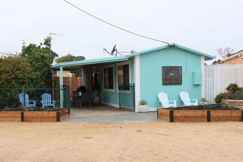 Stay And Relax - Accommodation Redcliffe 2