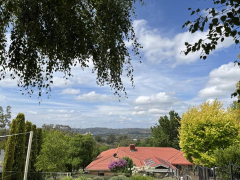 Studio At The Back Of Mount Taylor - Accommodation Redcliffe 1