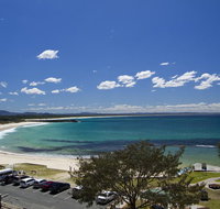 Beachpoint Unit 401 28 North Street - Accommodation Redcliffe