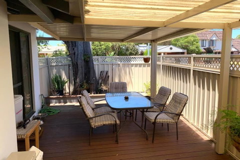 Beachside Escape - Accommodation Redcliffe 1