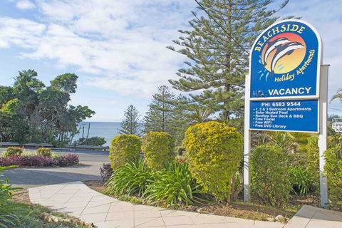 Beachside Holiday Apartments - Accommodation Redcliffe 1