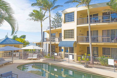 Beachside Holiday Apartments - Accommodation Redcliffe 0