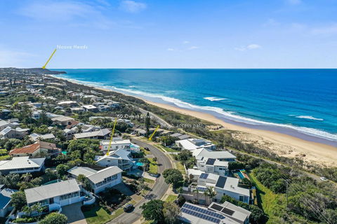 Beachside Luxury, Sunrise Beach - Accommodation Redcliffe 1