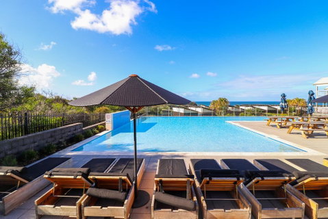 Beachside Oasis - Accommodation Redcliffe 2