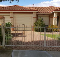 Beachside Retreat - Accommodation Redcliffe