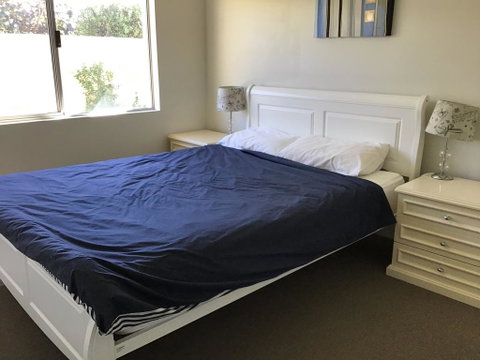 Beachwood House - Broadwater - Accommodation Redcliffe 2