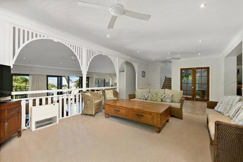 Beaconlight @ Wategos - Accommodation Redcliffe 3