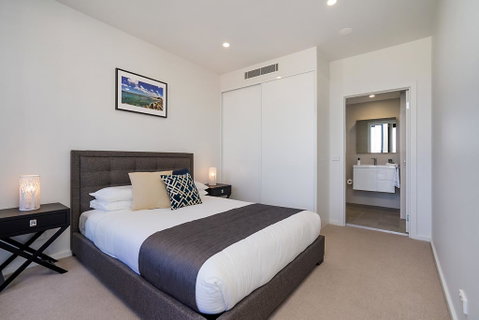 Beau Monde Apartments Newcastle - The Herald - Accommodation Redcliffe 2