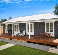 Bellanoon-Pet Friendly Cottage - Accommodation Redcliffe