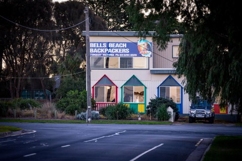 Bells Beach Backpackers - Accommodation Redcliffe 2