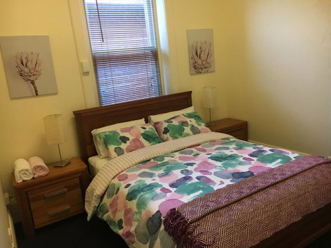 BELMONT 11 Bedroom Home In The Heart Of Victor Harbor - Accommodation Redcliffe 3