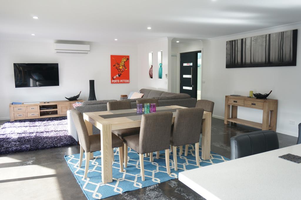 Violet Town VIC Accommodation Redcliffe