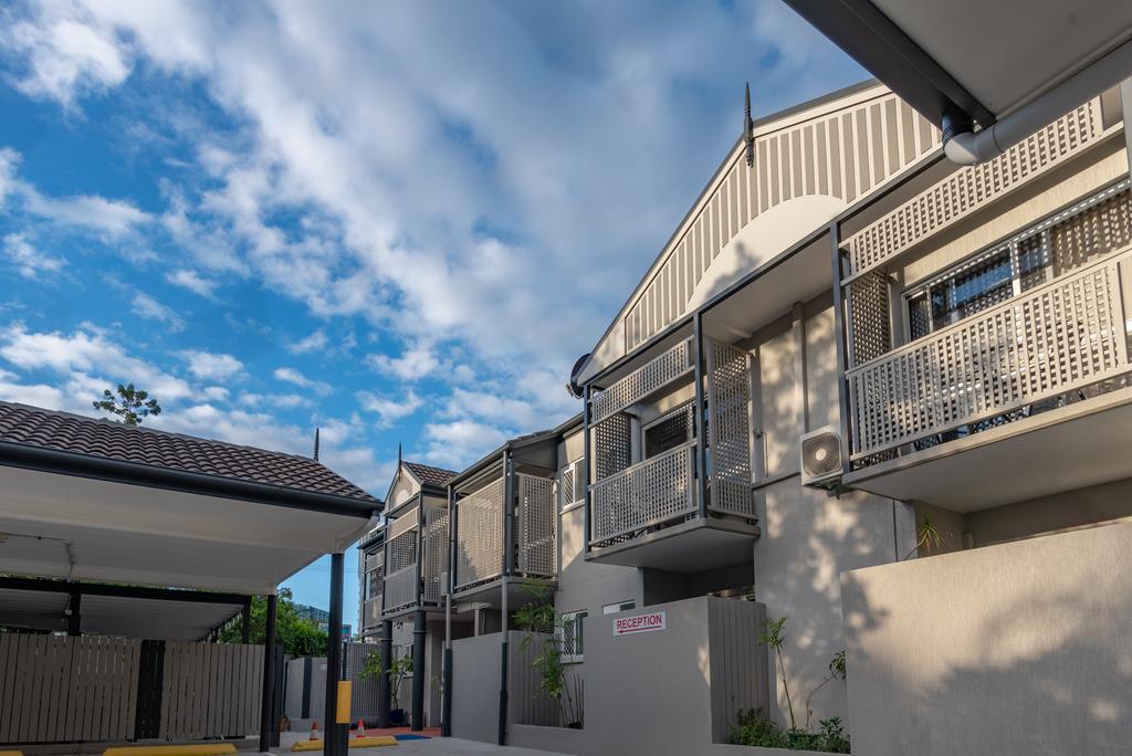 Toowong QLD Accommodation Redcliffe