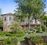 Berdea - Accommodation Redcliffe