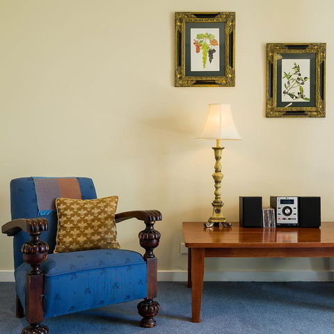 Berkeley Street Townhouse - Accommodation Redcliffe 3