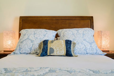 Berkeley Street Townhouse - Accommodation Redcliffe 1