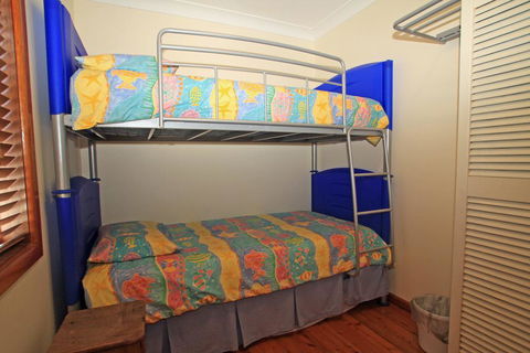 Berrara Cove Beach House - Accommodation Redcliffe 3